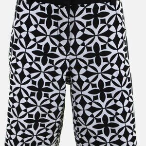 Trina Turk Women's Hook Closure Abstract Print Bermuda Shorts Black Size 10 NWT